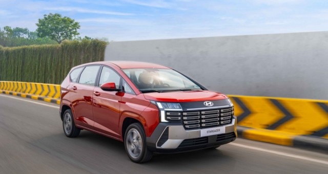 Hyundai Stargazer 2026 chốt giá từ 569 triệu đồng tại Việt Nam, nâng cấp những gì để cạnh tranh Xpander, Veloz Cross?